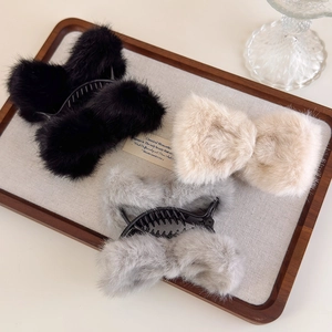 Pince à Cheveux Élégante en Peluche avec Nœud pour Femme Fait Main Épingles à Cheveux en Fausse Fourrure Accessoires Coiffure Hiver