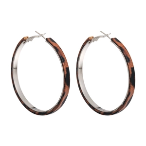 Fashionable leopard print leather hoop earrings for women with silver metal inner band