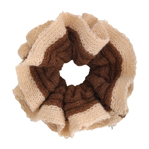 Knitted two-tone scrunchie in beige and brown wool with subtle sparkling sequins