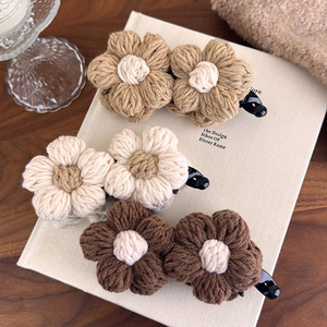Vintage Knitted Wool Flower Banana Clip For Women Autumn Winter High Ponytail Hair Claw Handmade Crochet Floral Hairpiece
