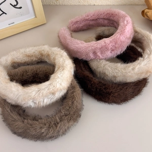 Serre-têtes en fausse fourrure rose, beige et marron pour la coiffure d'hiver