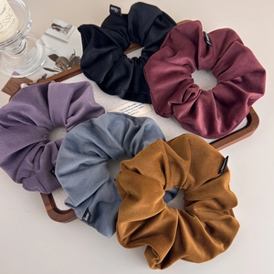 Lot de chouchous en velours côtelé de cinq couleurs au design rétro et élégant