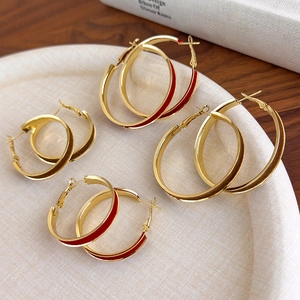 Vintage Velvet Hoop Earrings For Women Gold Plated Iron Alloy Geometric Circle Red Coffee Color Elegant Statement Jewelry Gift
