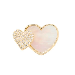 Broche élégante en forme de cœur avec nacre et pavé de zircons en finition dorée