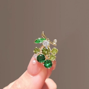 Exquisite mini grape brooch with purple crystals and green leaves on gold base