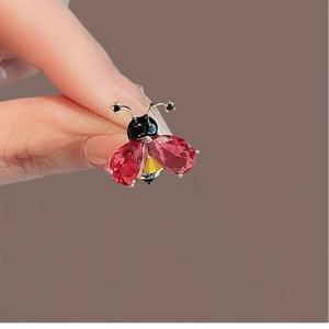 Mignonne Broche Abeille en Alliage de Strass pour Femmes Forme d'Animal Dessin Animé Épingle de Revers en Cristal Bijoux