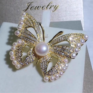 Broche Papillon Élégante en Alliage avec Strass et Künstliche Perles Bijoux Femme Accessoire pour Mariage Banquet Cadeau Or Argent