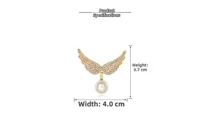 Dimensions détaillées de la broche ailes d'ange avec perles, hauteur 3,7cm et largeur 4,0cm