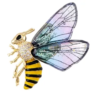Elegant bee brooch with purple gradient wings and gold metal plating, size 3.4x3cm