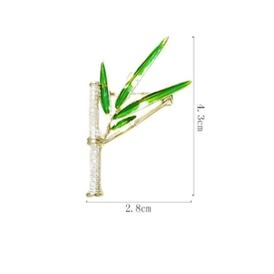 Spilla elegante a bambù dorata con foglie in smalto verde e cristalli, 4,3cm x 2,8cm