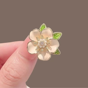 Vintage Gardenia Bloem Broche Legering Emaille Pin Met Imitatieparel Zirkonia Voor Vrouwen Elegante Bruiloft Sieraden