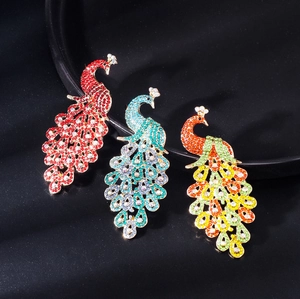 Elegant peacock brooch pins with colorful rhinestones for women's luxury formal dresses