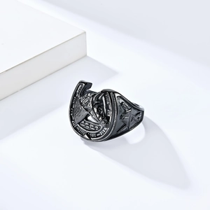 Vintage horseshoe and horse head stainless steel ring in matte black finish for men