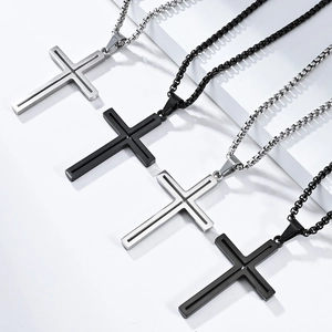 Collier avec Pendentif Croix en Acier Inoxydable Minimaliste pour Hommes Femmes Chaîne de Pull Géométrique Polie Bijoux de Mode
