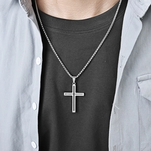 Collier pendentif croix minimaliste en acier inoxydable argenté pour hommes bijou