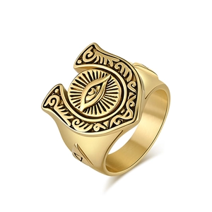 Retro golden stainless steel horseshoe ring with all-seeing eye and engraving motifs