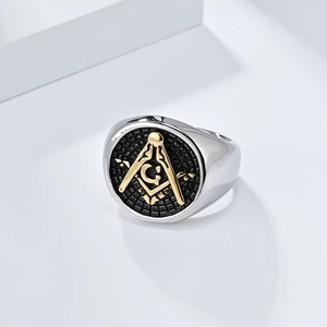 Retro two-tone Masonic compass square signet ring for men in silver and gold steel