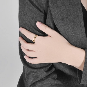 Minimalist Stainless Steel Hollow Heart Ring For Women Gold Silver Plated Solid Love Pattern Fashion Jewelry Finger Ring