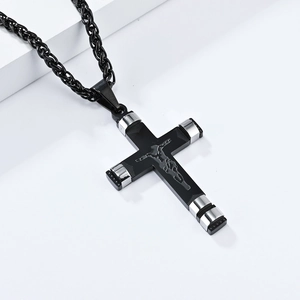 Collier minimaliste avec pendentif croix crucifix en acier inoxydable noir et chaîne tressée