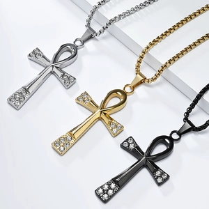 Colliers croix Ankh vintage en argent, or et noir sertis de cristaux étincelants