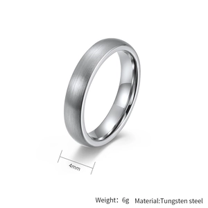 Detail view of 4mm matte tungsten steel ring showing brushed texture and 6g weight spec