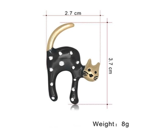 Detailed size specifications for the enamel polka dot cat brooch with 3.7cm height