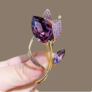Elegant Purple Crystal Tulip Brooch For Women Zinc Alloy Rhinestone Flower Breastpin Elegant Coat Accessories Jewelry Gift