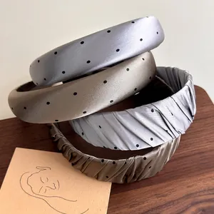Serre-tête en Satin à Pois Rétro pour Femme Bord Large Rembourré Éponge Bandeau Plissé Style Français Élégants Accessoires pour Cheveux