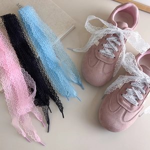 Lacets en dentelle avec nœud et perles pour baskets style ballet en plusieurs couleurs