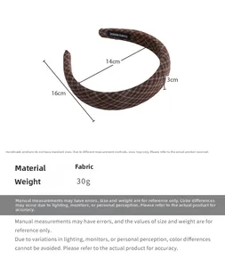 Detailed size guide for brown plaid fabric headband with dimensions 16x14x3cm