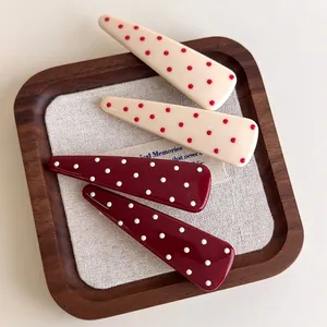 Vintage Polka Dot Acetate Hair Clip For Women French Style Sweet Geometric Triangle Duckbill Side Clip Elegant Bangs Accessory
