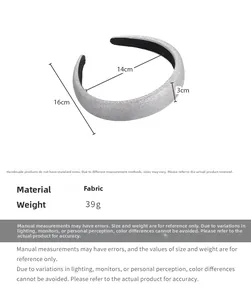 Detailed size measurement of silver glitter thick headband showing 3cm thickness and dimensions
