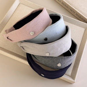 5-piece set of solid color knitted headband with metal heart pendant for women