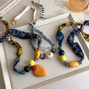 Bohemian Handmade Fabric Pendant Necklace Wood Resin Beads Floral Heart Adjustable Neck Chain For Women Vintage Artistic Jewelry