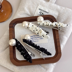 French Vintage Polka Dot Pleated Fabric Hair Clip Elegant Large Artificial Pearl Duckbill Side Clip Fashion Women Hair Accessories