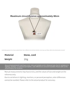 Détails du collier vintage avec pendentif en pierre, cordon et dimensions de taille