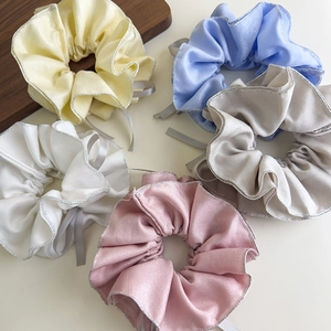 Großes Satin Stoff Scrunchie Für Damen Doppellagig Silberrand Plissiert Haargummi Mit Schleifenband Süßer Koreanischer Stil Haarschmuck