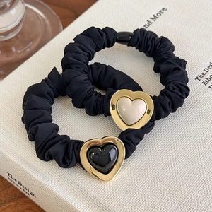 French Style Heart Decor Scrunchie Black Elastic Knitted Fabric Hair Tie For Women Elegant Versatile Pony Tail Hair Band