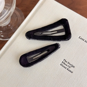 Pair of elegant black velvet plaid BB hair clips in large and medium sizes for women