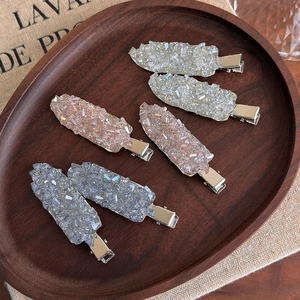 Ensemble de six barrettes en cristal avec base en métal argenté pour femmes élégantes