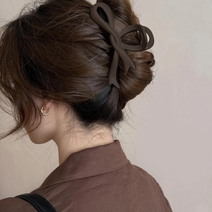 Braune matte Haarklammer mit Schleife für Damen, eleganter Herbst-Stil für dickes Haar