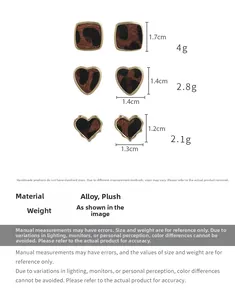 Tableau des tailles pour boucles d'oreilles en peluche léopard coeur et carrées
