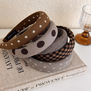 Maillard style sponge headband set with polka dots and plaid patterns for high cranial top