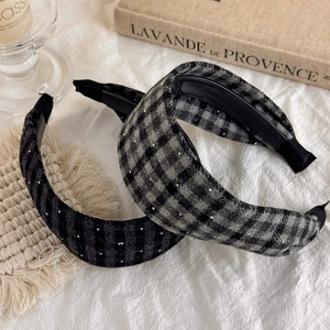 Vintage plaid rhinestone headband for women in elegant gray fabric with a wide brim design