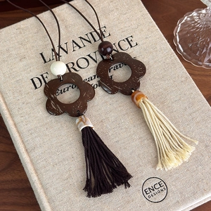Vintage Bohemian Resin Flower Tassel Long Pendant Necklace Handwoven Wax Cord Sweater Chain For Women Artistic Jewelry
