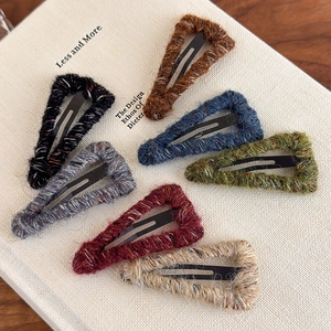 Knitted Woolen Yarn Triangle Snap Hair Clips Autumn Winter Mixed Color Hand-Knitted Geometric BB Clips For Women Girls