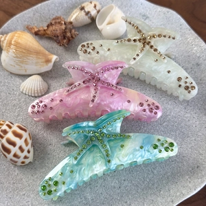 Pinces à cheveux design étoile de mer avec strass colorés et texture marbrée élégante