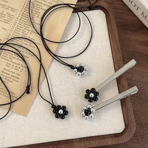 Vintage Koreanisch Harz Blume Anhänger Halskette Verstellbar Wachsseilkette Handgefertigte Legierung Strass Silber Perle Haarklammer