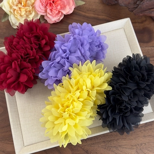 Grandes pinces à cheveux en tissu en forme de fleur, couleurs rouge, violet, jaune et noir