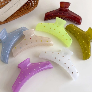Set de pinzas de pelo mate con pedrería de colores para peinados dulces verano